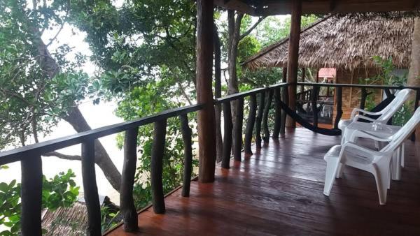 بانگلوی لوکس, Jungle Hill Beach Bungalow