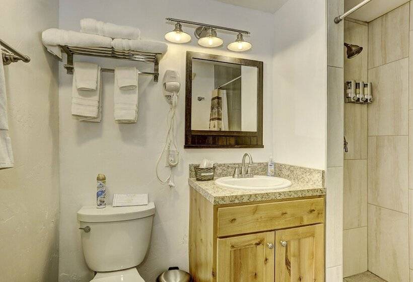 Номер Deluxe, Cascade Lake Inn