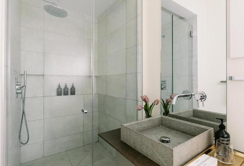 Дом 1 Спальня, The Roundtree, Amagansett