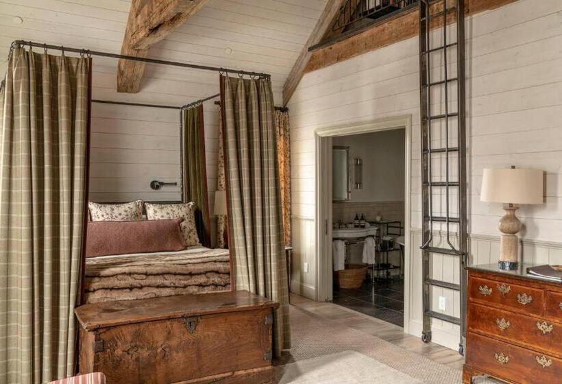Президентский Люкс, Eleven Scarp Ridge Lodge