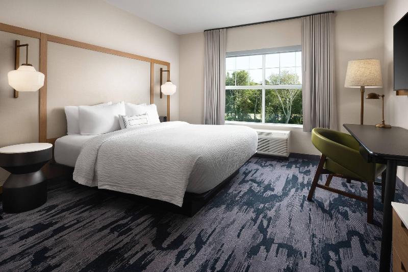 带大床的标准间, Fairfield Inn & Suites By Marriott South Kingstown Newport Area