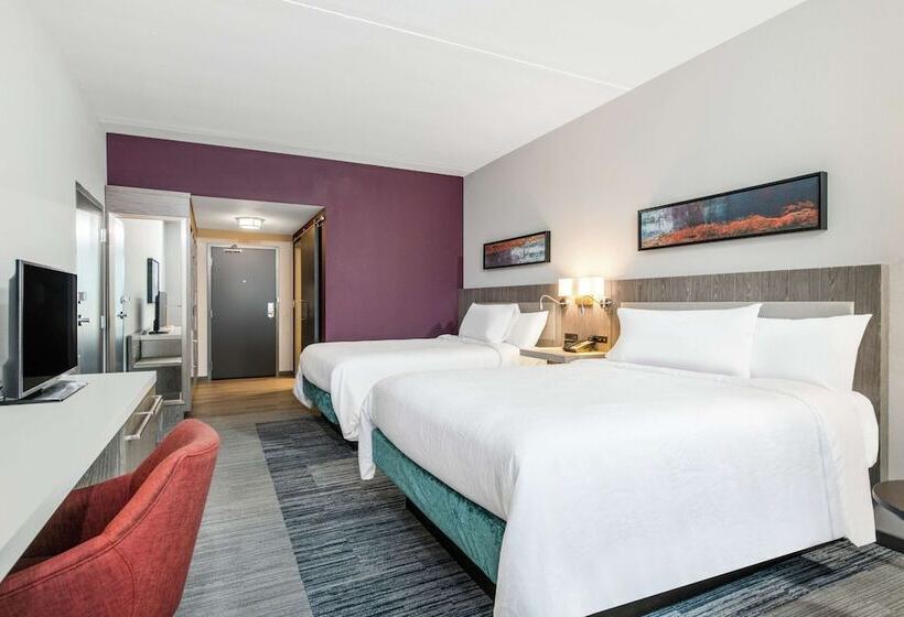 Номер Премиум, Hilton Garden Inn Pittsburgh Area Beaver Valley, Pa