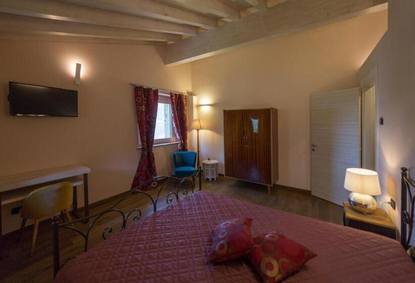 Номер Стандарт Вид на Сад, Agriturismo Casarai