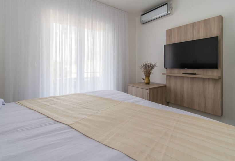 اتاق استاندارد, Apartments & Rooms Lavanda