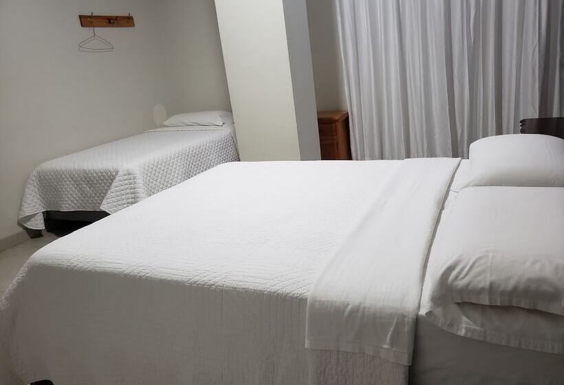 标准三人间, Dc Suites Aeropuerto