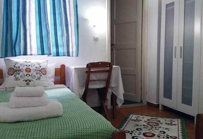 غرفة قياسية, Medieval Rose Guest House