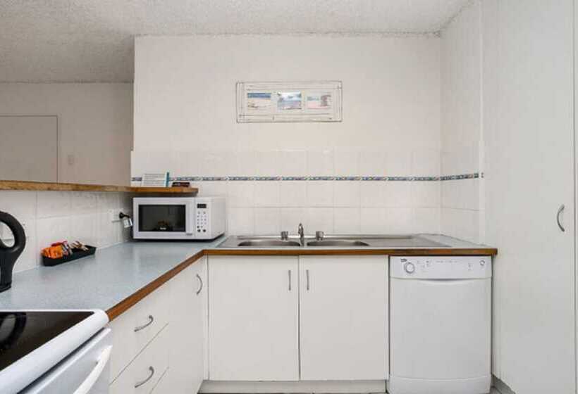 アパートメント・エコノミー2寝室, Bayview Beachfront Apartments, In Town Right On The Beach