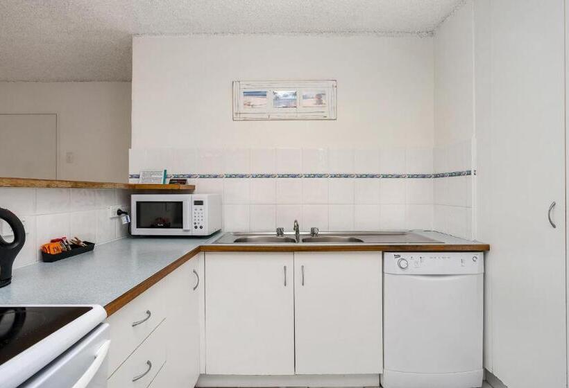 アパートメント・エコノミー2寝室, Bayview Beachfront Apartments, In Town Right On The Beach