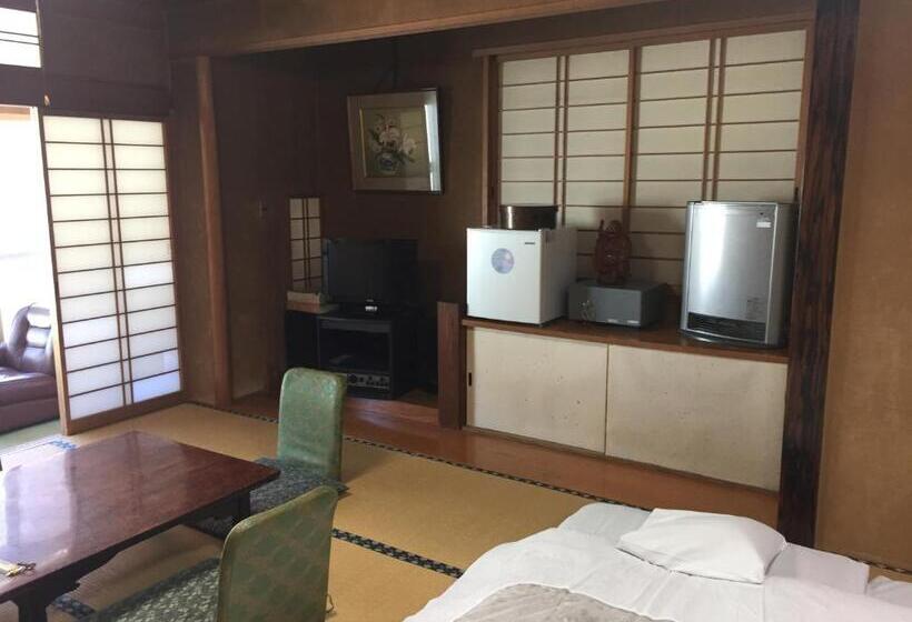Семейный Номер, Daymaruya Ryokan