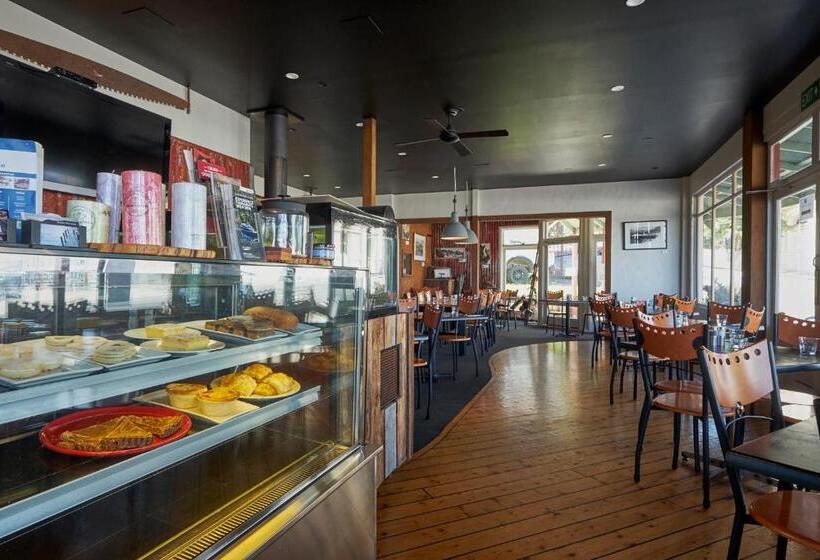 Студия Стандарт, Bushmans Cafe