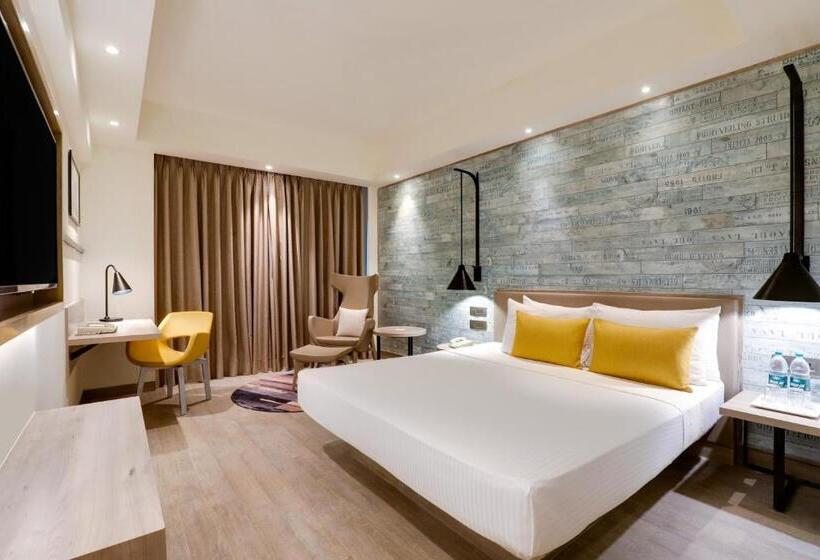 اتاق اجرایی, Lemon Tree Premier, Mumbai International Airport