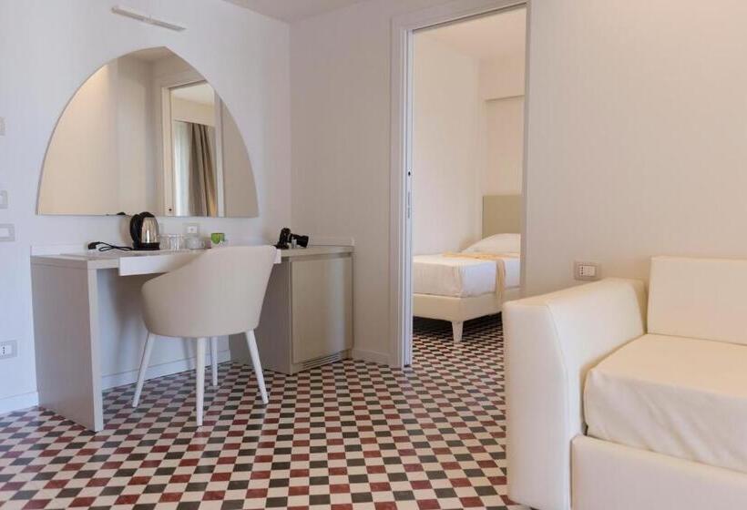 Полулюкс, Suite Hotel L Oasi Di Riaci