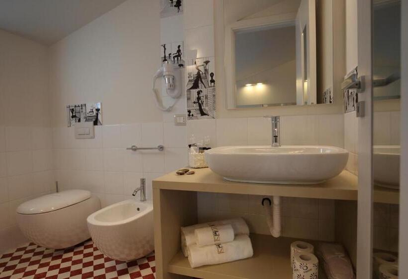 Люкс, Suite Hotel L Oasi Di Riaci