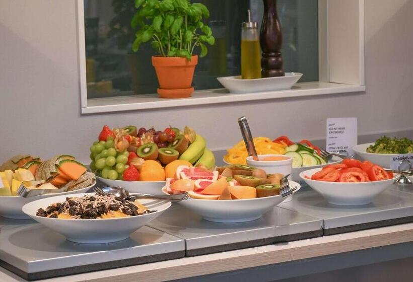 إستوديو قياسى, Best Western Hotel Svava