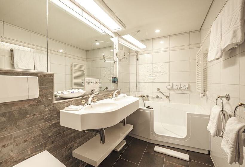 Номер Deluxe, Boutique Hotel Albana Real   Restaurants & Spa
