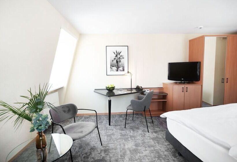 Economy Kamer, Engel Liestal   Business & Lifestyle