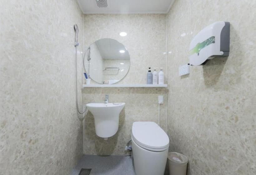 Family Suite, Elysian
