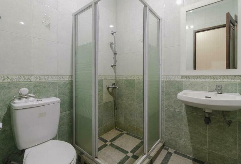 豪华房间, Reddoorz Syariah @ Cipanas