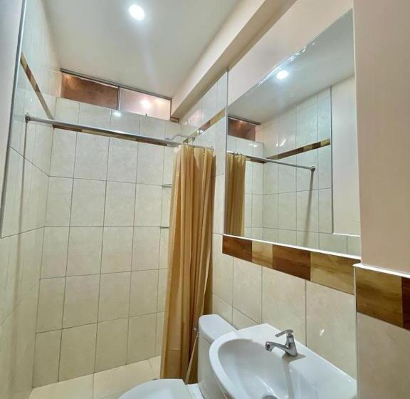 غرفة قياسية ثلاثية, Hostal Sotillo
