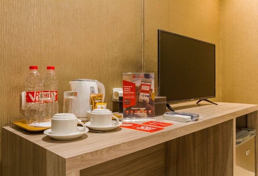 Номер Стандарт, Reddoorz Plus @ Dipatiukur