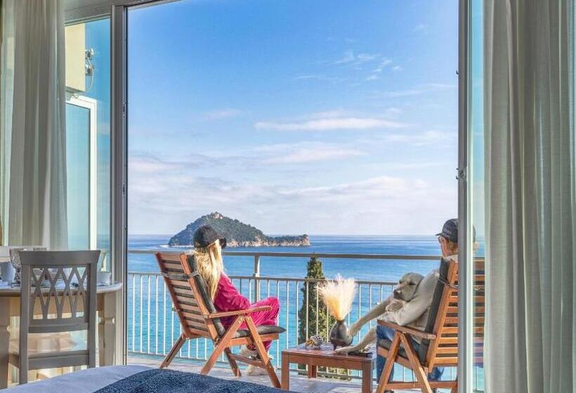 Студио Стандарт Вид на Море с Балконом, Baba Residences