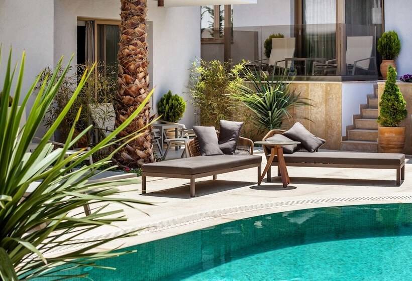 استودیوی لوکس, Pefki Deluxe Residences
