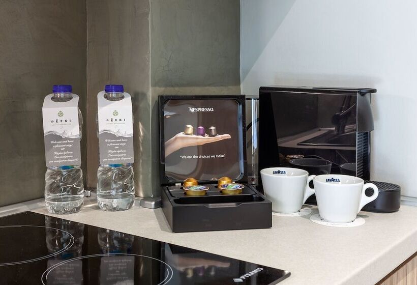 استودیوی لوکس, Pefki Deluxe Residences