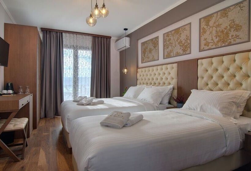 Трехместный Номер Deluxe, La Suite Boutique Hotel & Spa