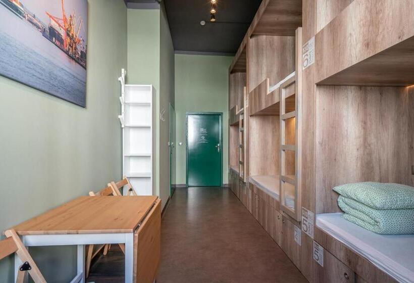 Семейный Номер, 110 Hostel