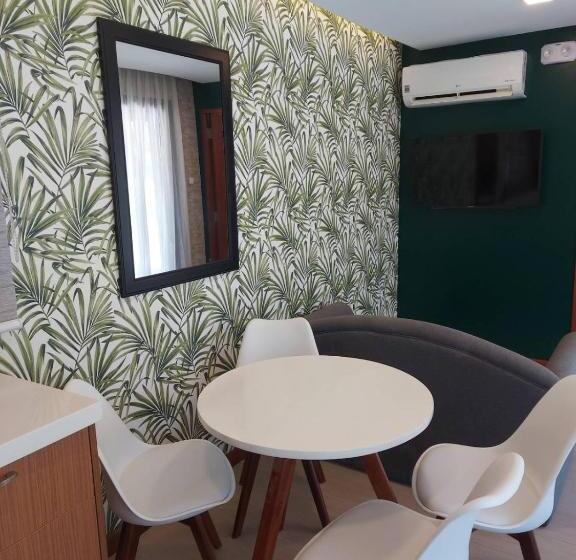 Семейный Номер, Crusoe Cabins Casobe