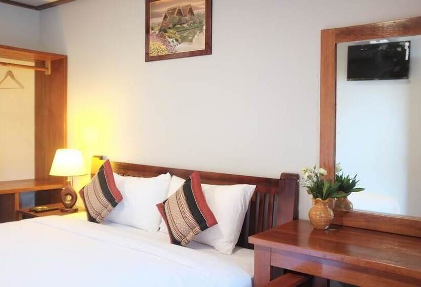 بانگلوی استاندارد, Paradise Riverview Resort