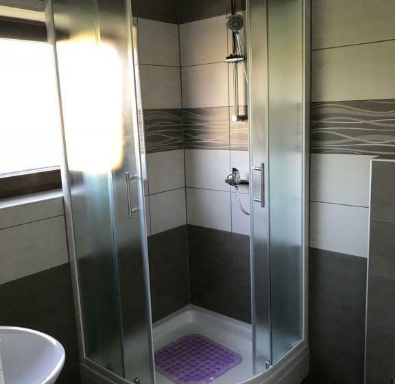 اتاق لوکس, Guest House Klanfar