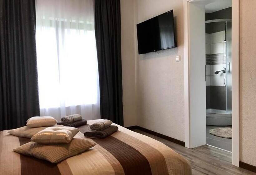 اتاق لوکس, Guest House Klanfar