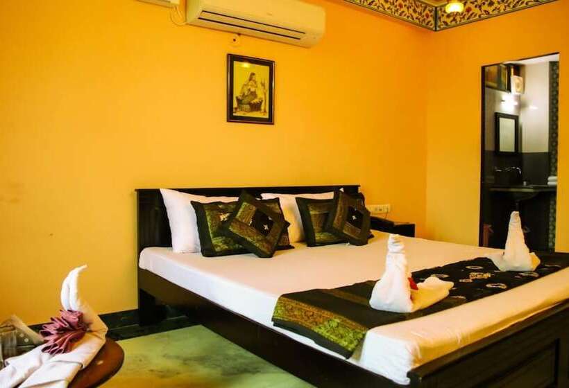 Номер Deluxe, Nahar Singh Haveli