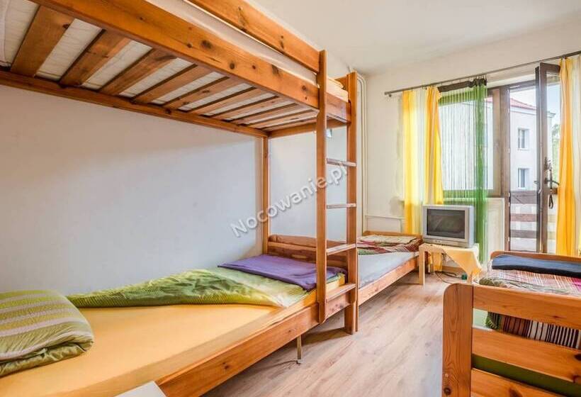 Семейный Номер Совместный Санузел, Folks Village Plowce House