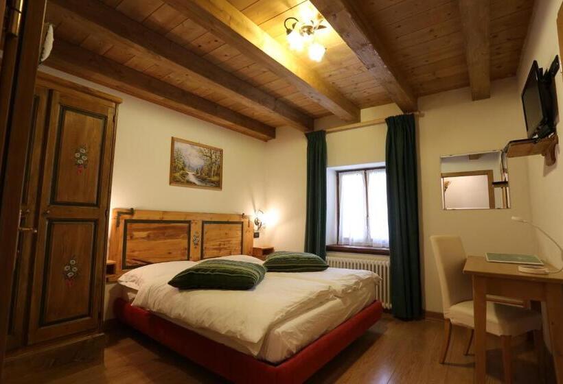 Номер Стандарт, Albergo Centrale Forni