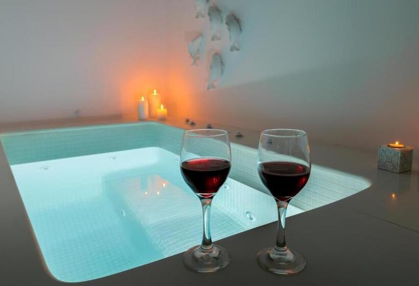 자쿠지 스위트, Emerald Collection Suites