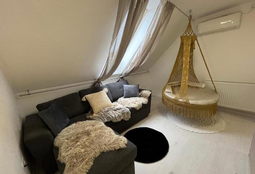 Люкс, Sweet Life Wellness Apartments