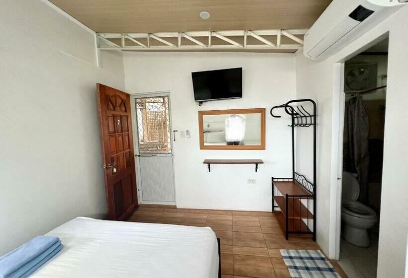 디럭스 트리플 룸, Balai Tinay Guesthouse