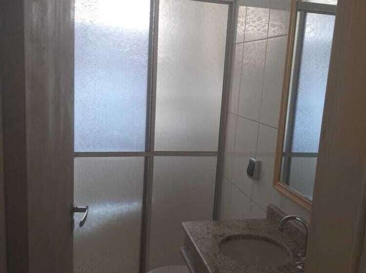 חדר סופריור, Fatti