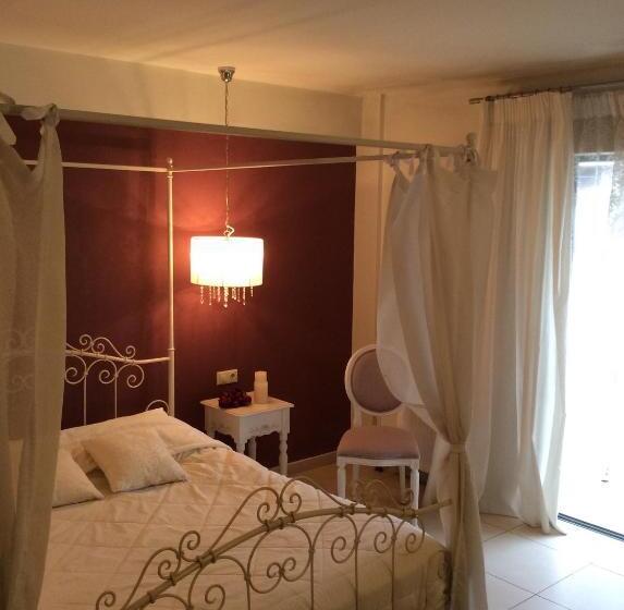 Номер Superior с Балконом, Aerinon Guesthouse