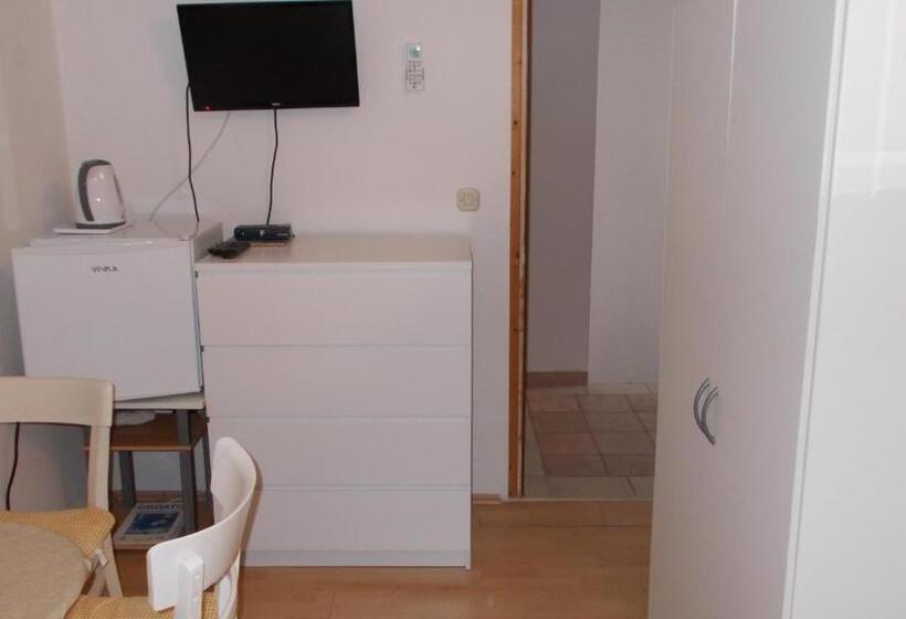 스탠다드 룸 공동 욕실, Guest House Accommodation Rupine