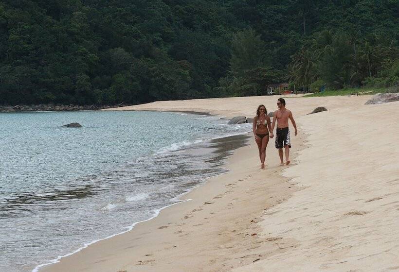 اتاق استاندارد با چشم‌انداز دریا, The Barat Tioman Beach Resort