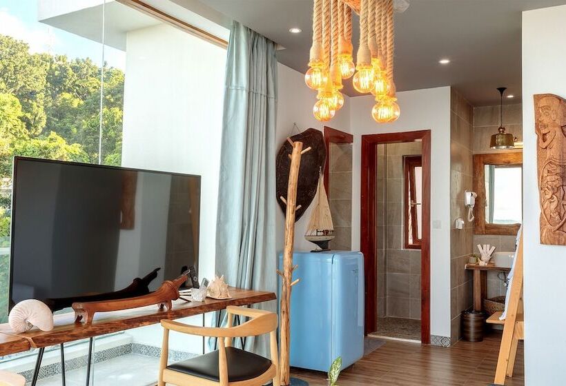 اتاق لوکس با چشم‌انداز دریا, Beluu Sea View Resort
