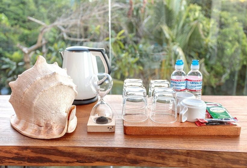 اتاق لوکس با چشم‌انداز دریا, Beluu Sea View Resort