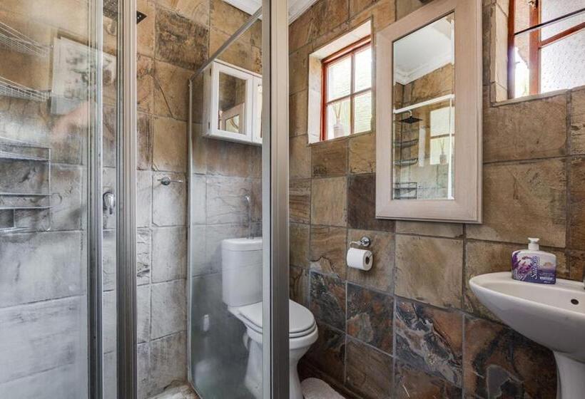 Номер Стандарт, Peppertree Guest House Paulshof Jhb Solar&boreholewater