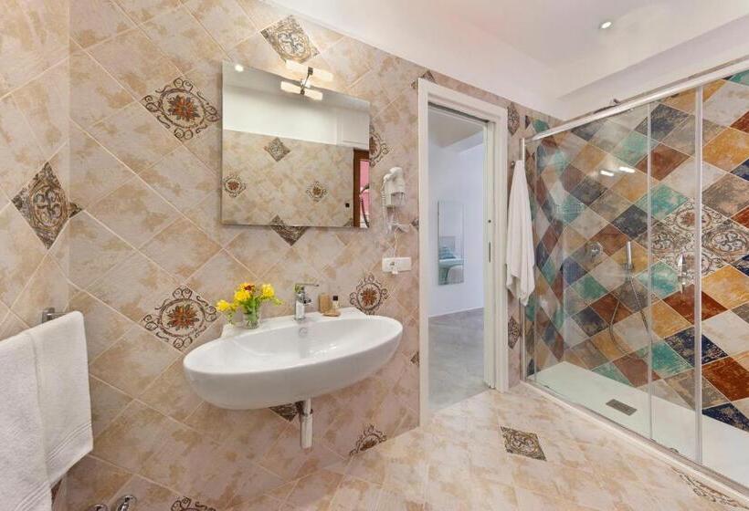 Номер Superior Вид на Город, Delle Rose Suites