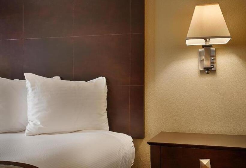 장애인을 위한 스탠다드 룸, Best Western Plus Bayshore Inn