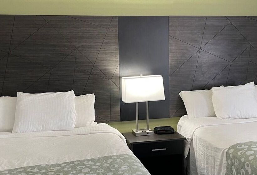 Номер Стандарт 2 Двуспальные Кровати, La Quinta Inn By Wyndham Cincinnati North