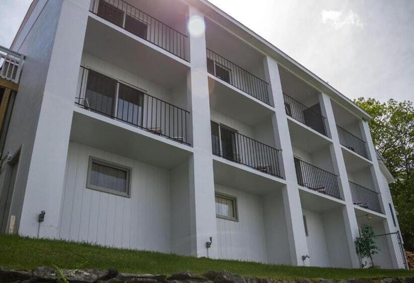 חדר סטנדרט נוף לאגם, Belknap Point Inn